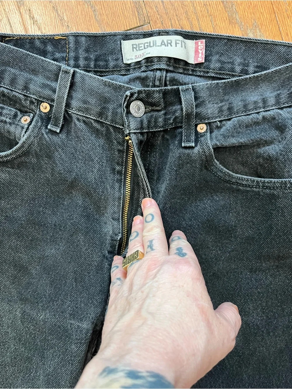 Vintage Y2K Levi's 505 Faded Black Denim Jeans Straight Leg 30x30 (2007)